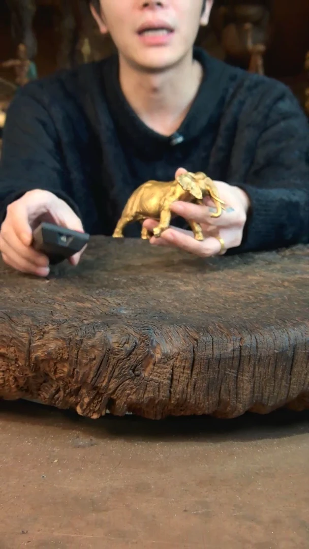 【闪购商品】黄铜小非洲大象