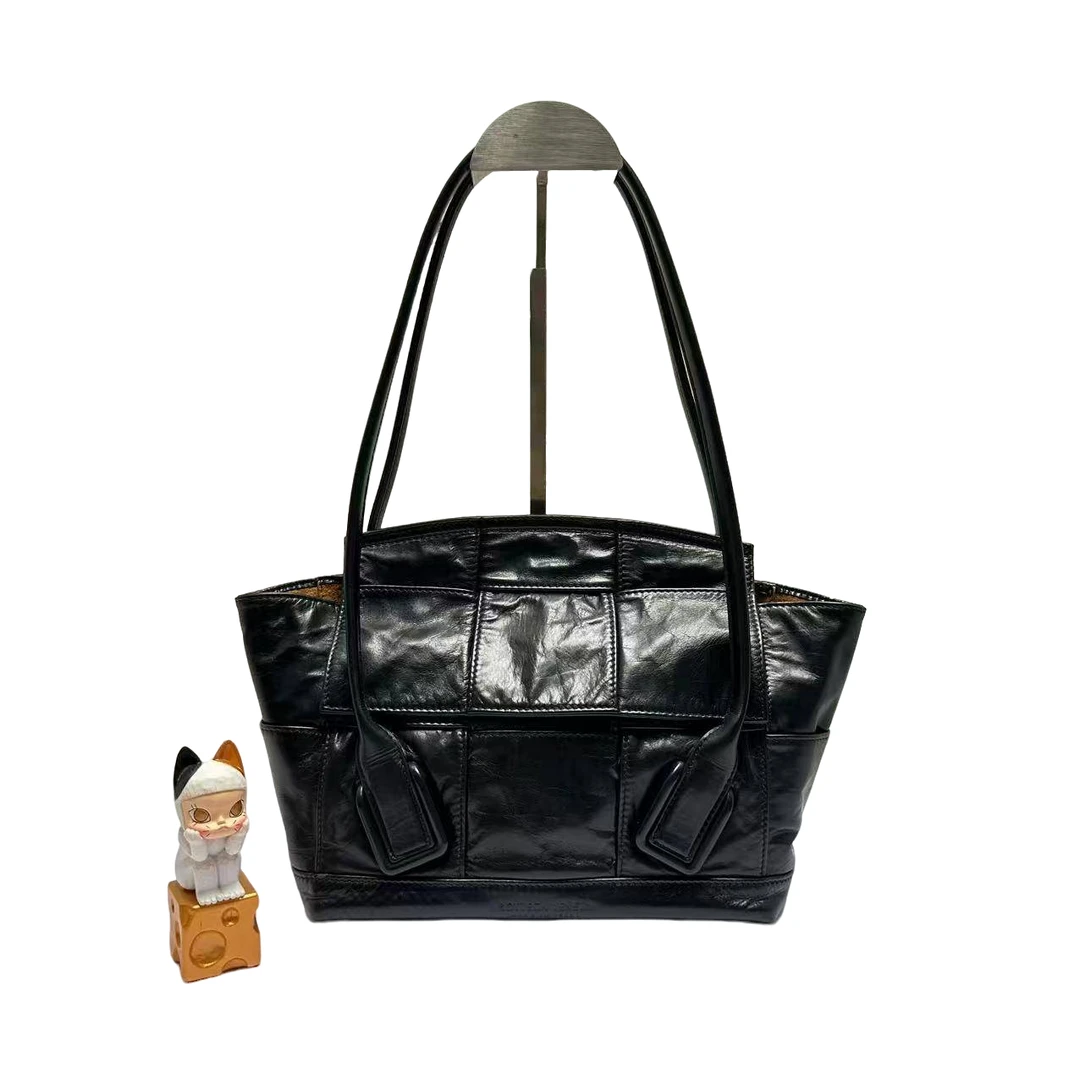 95新 BOTTEGA VENETA/葆蝶家 胖虎佳佳/箱包/单肩包/31B250911009