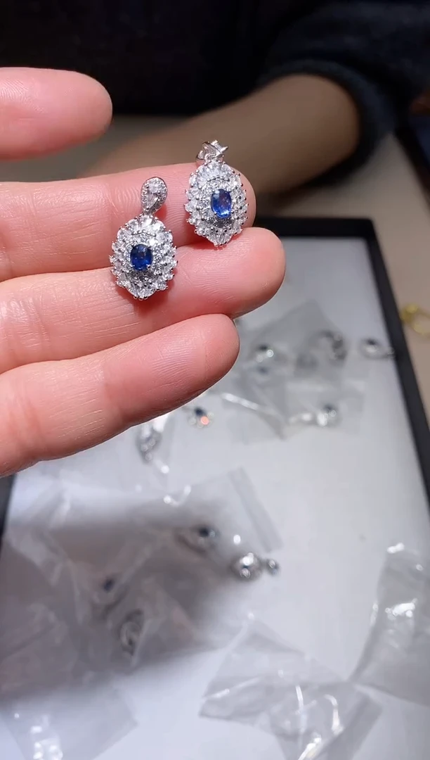 【闪购商品】蓝宝石吊坠(不含链)银S925镶嵌多样性发其一【57】