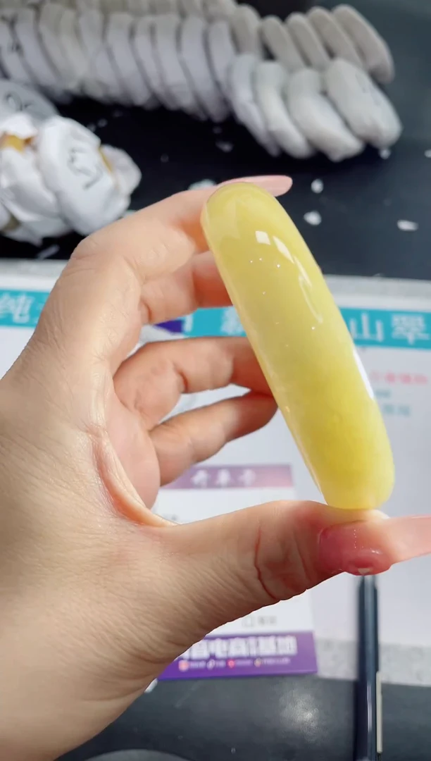 石英质玉手镯未镶嵌118