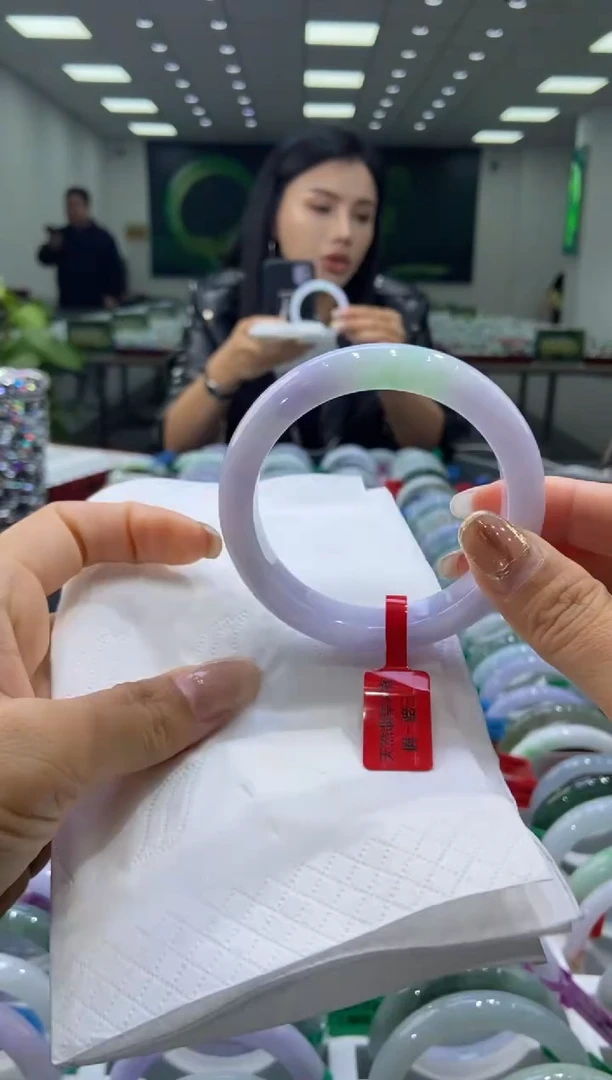 未镶嵌手镯翡翠00008082
