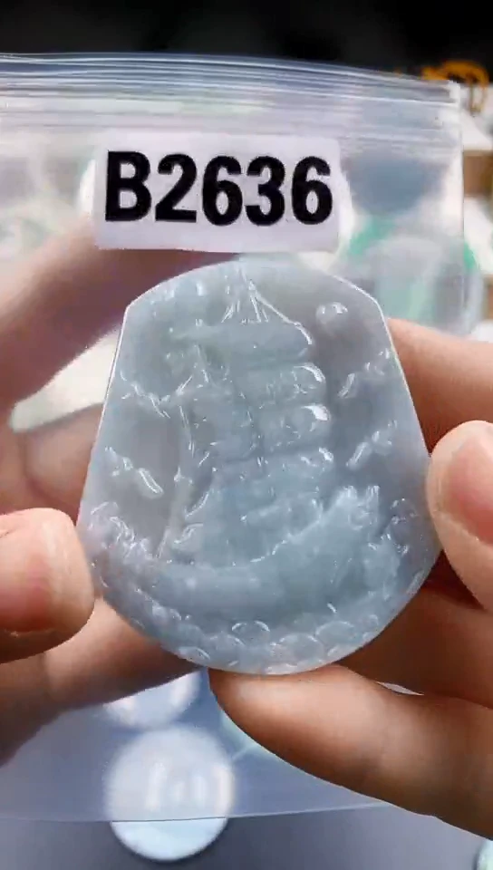 颈饰未镶嵌翡翠天然翡翠吊坠挂件