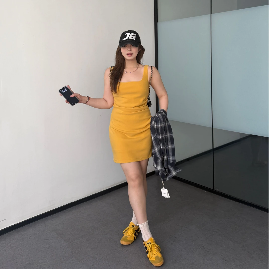 晶咕晶咕软软【狙击腰线】修身显瘦小众设计感两个版本方领捏褶