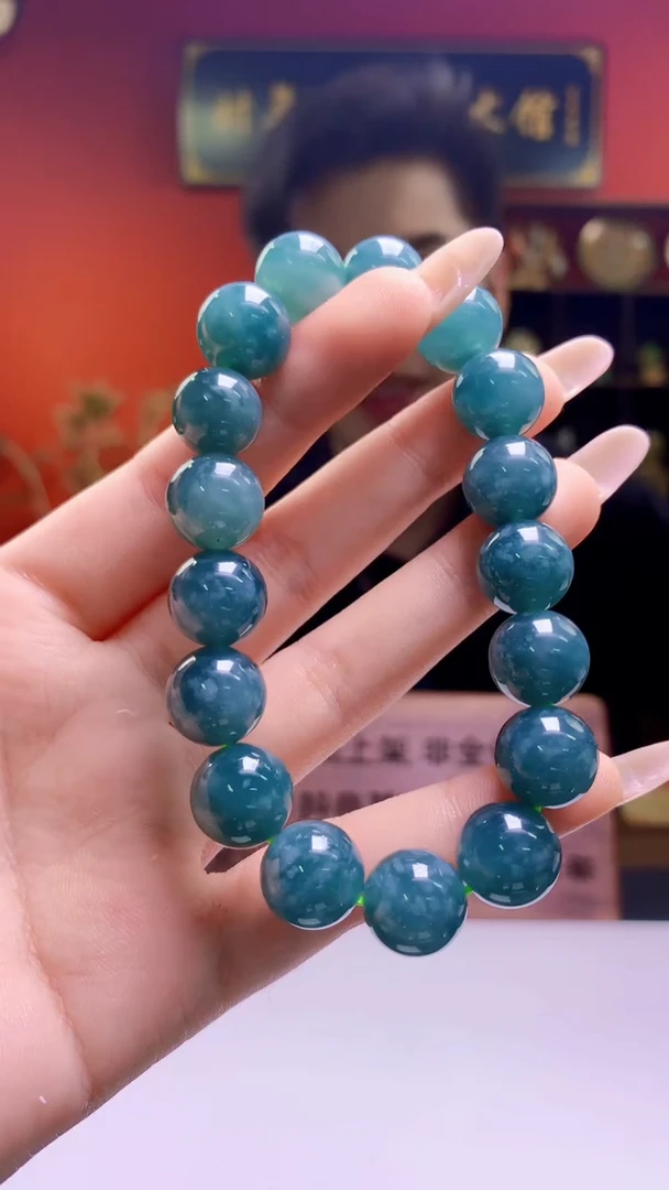 定制翡翠未镶嵌翡翠A货 多样性发其一