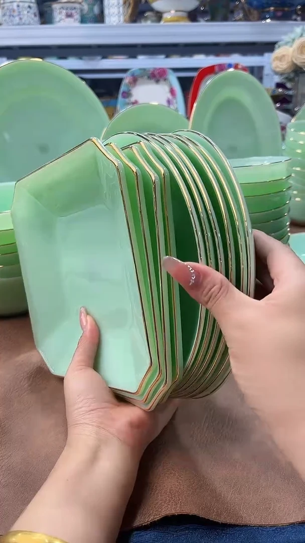 玉瓷8英寸圆深盘6只方盘4只