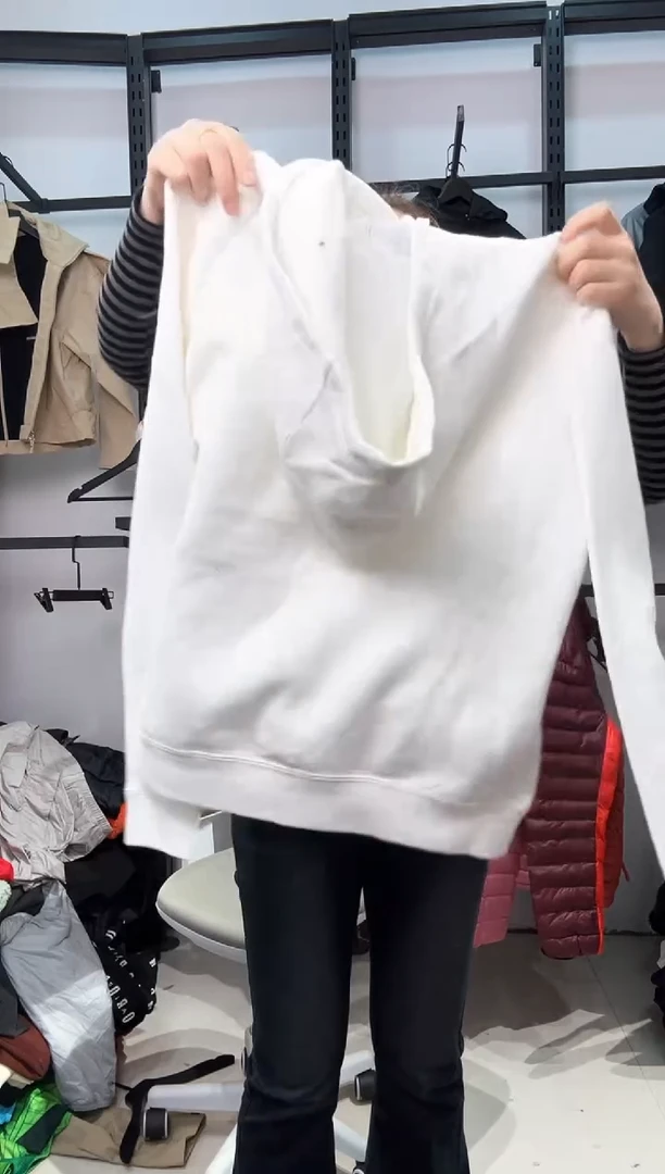 2641  编码  瑕疵直播间过款为准 尺码165