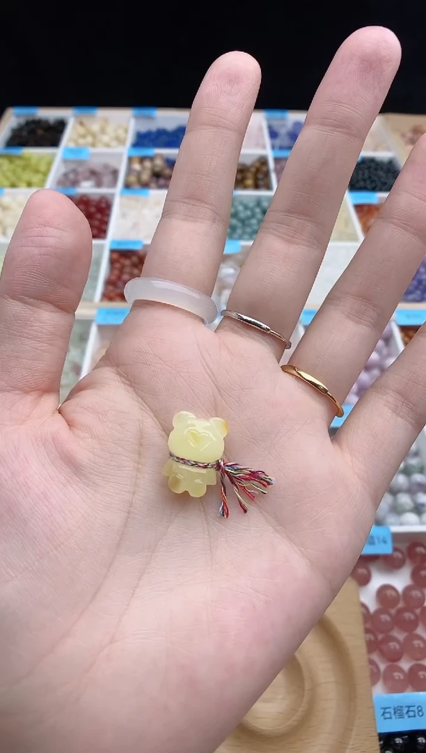 蜜蜡颈饰未镶嵌小熊多样性发一