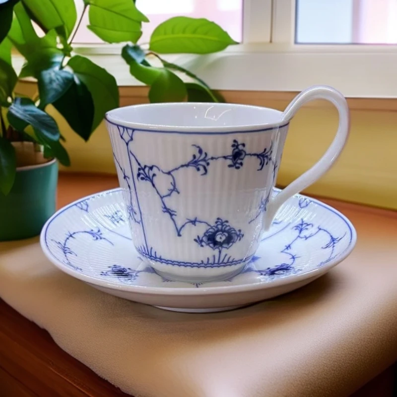 青花平边唐草系列欧式复古手绘蕾丝浮雕硬瓷万用杯咖啡杯
