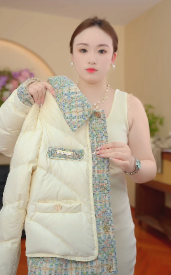 ML-霞光| 小香风拼接高级感翻领冬季保暖羽绒服高端