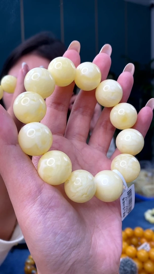 裸石琥珀未镶嵌12/26多样性发其一75