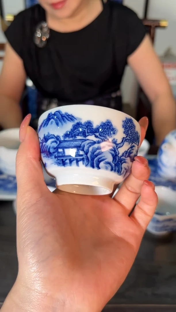 吴小琴