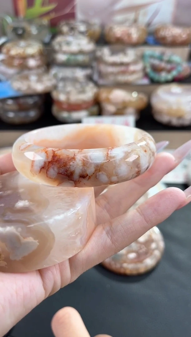 未镶嵌手镯石英质玉天然樱花玛瑙手镯（镯心赠品）60