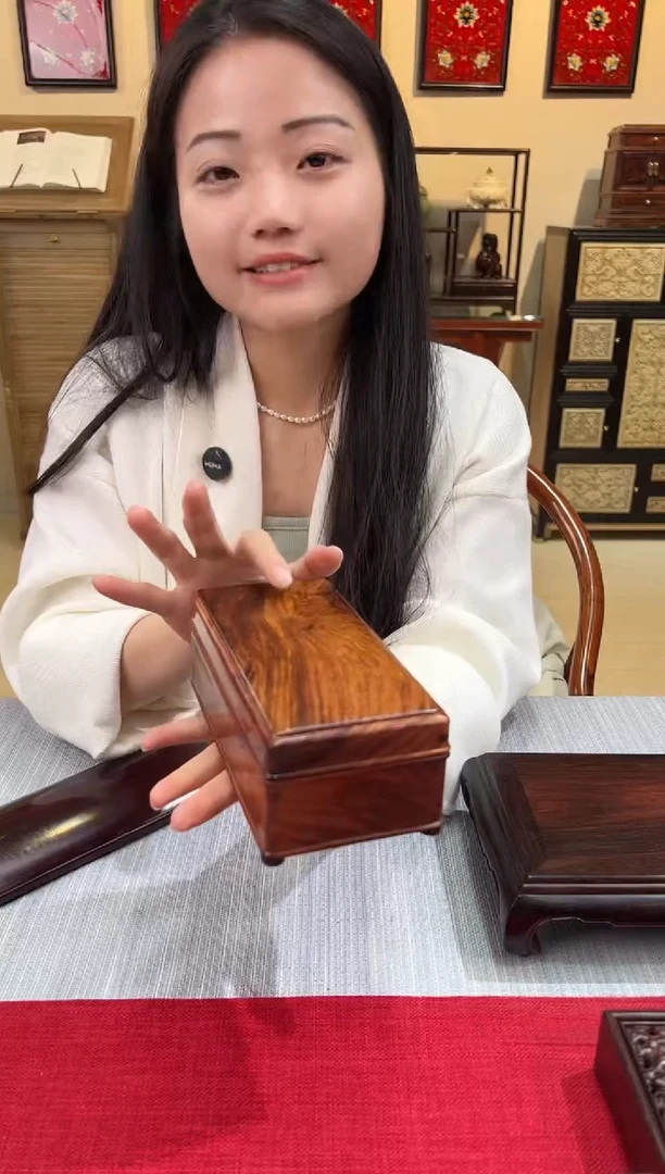香枝木类成套家具海南黄花梨文盒  一物一拍