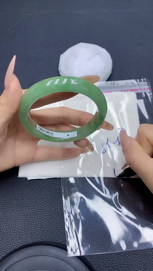 高冰透美人手镯 所见即所得53