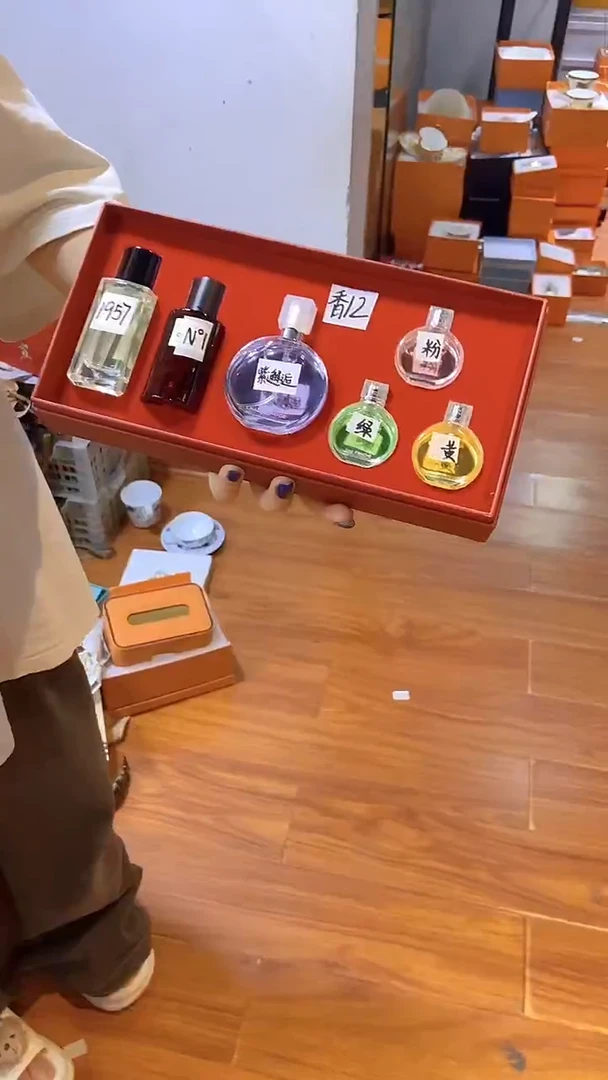 杯鸿辉家品牌瓷器，京东包邮！香12