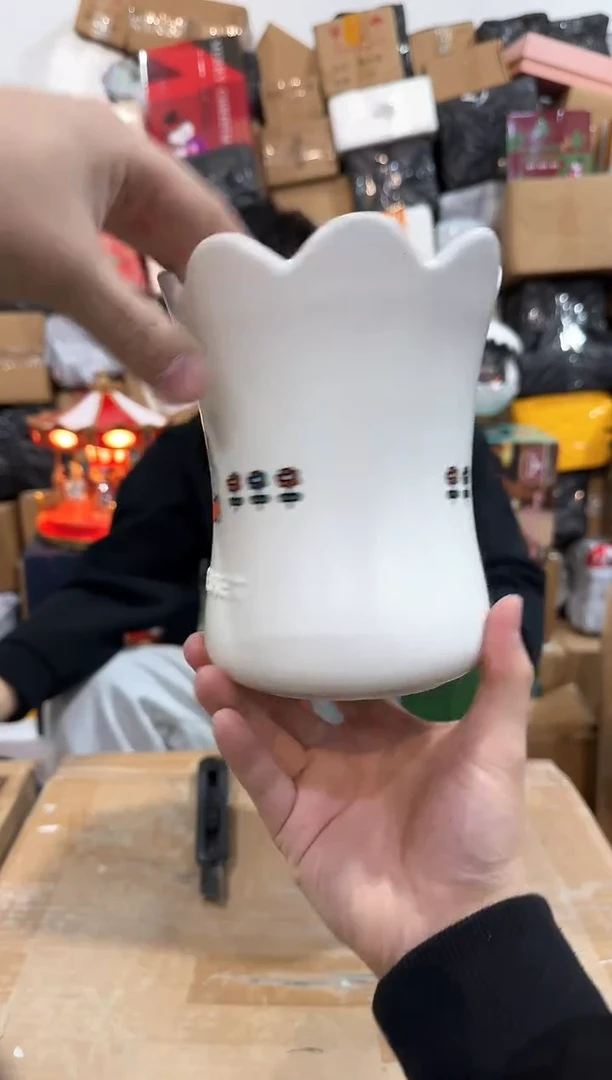 瓷片原盒米菲兔花盆