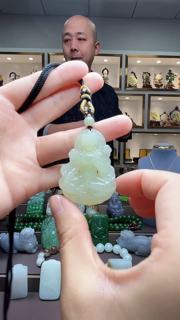 【闪购商品】和田玉颈饰未镶嵌苏