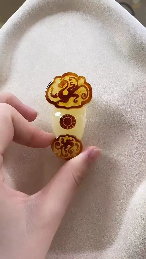 琥珀颈饰未镶嵌吊坠