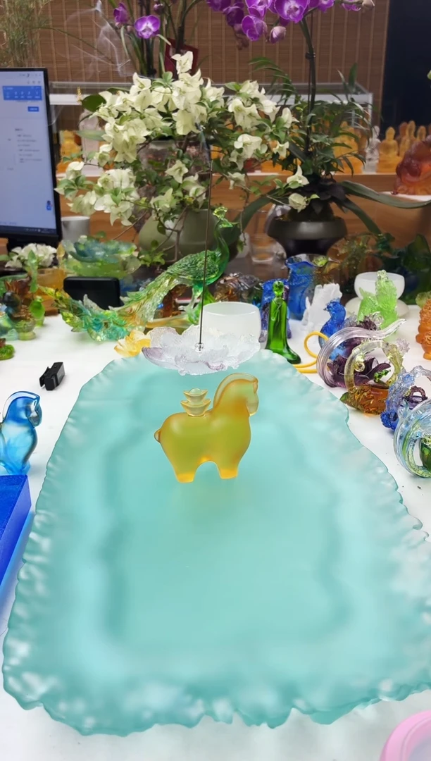 手工艺品琉璃马上有钱茶宠摆件琥珀色