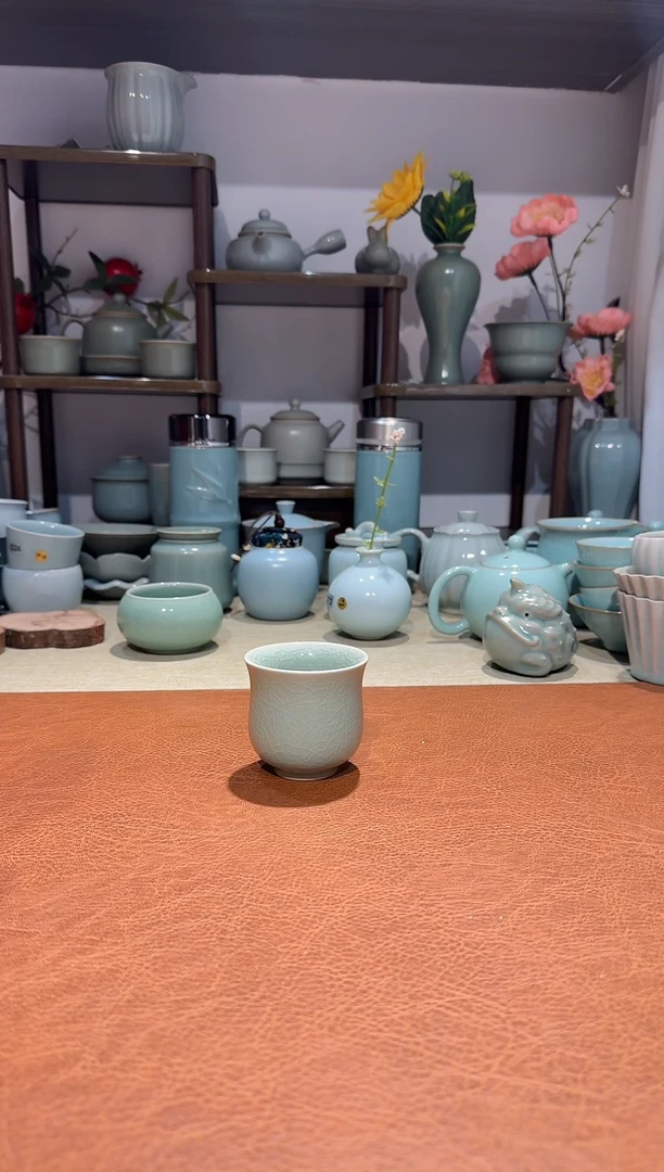 其他瓷福利  43美人杯 主人杯品茗杯闻香杯 豆绿釉一级精品一