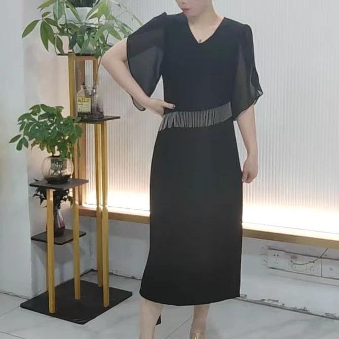 夏季新款显瘦洋气气质连衣裙-裙长110