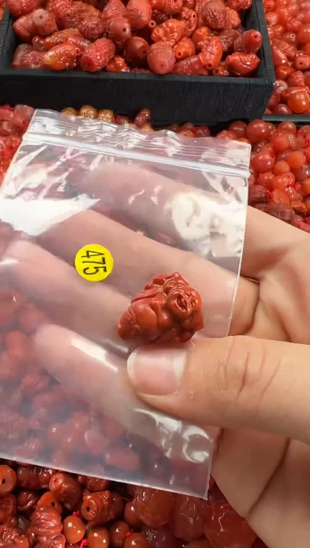 【闪购商品】南红玛瑙颈饰未镶嵌1