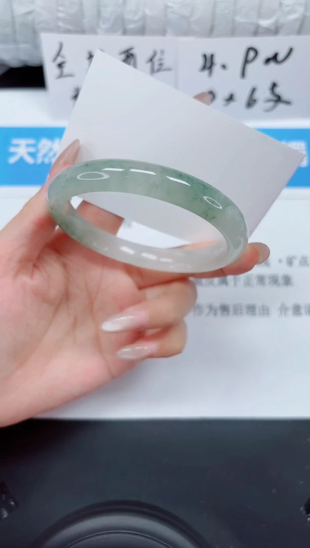 未镶嵌手镯石英质玉168-58