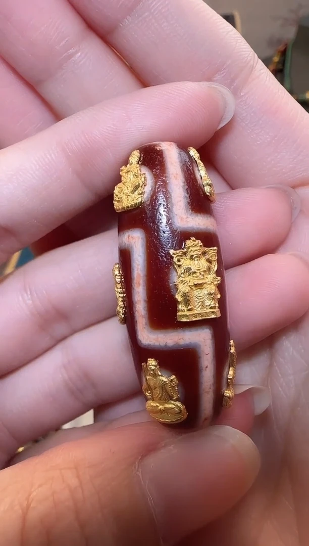 【闪购商品】玛瑙颈饰18K金镶嵌吊坠