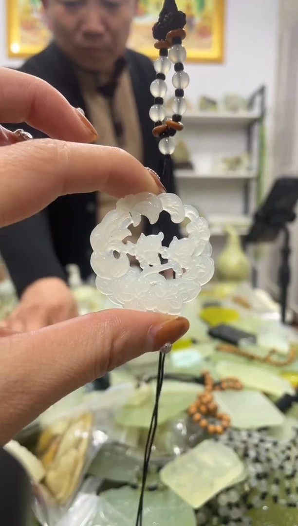 【闪购商品】岫玉吊坠未镶嵌