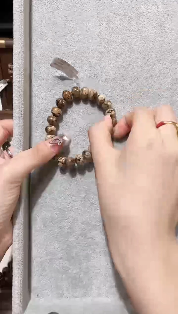 手链琥珀未镶嵌杰*抚顺琥珀  干白花10M