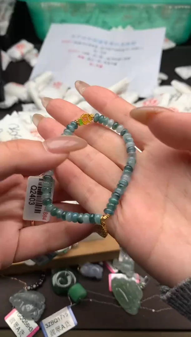 【闪购商品】翡翠手串未镶嵌一