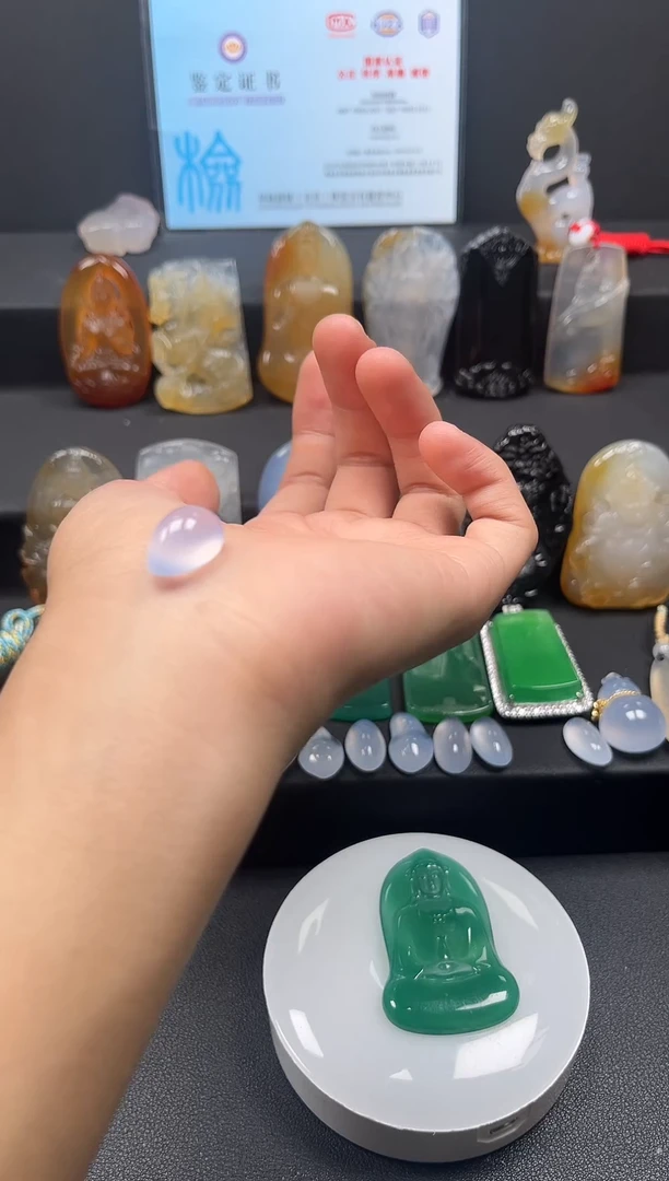 未镶嵌颈饰玛瑙/玉髓天然珠宝 一物一证