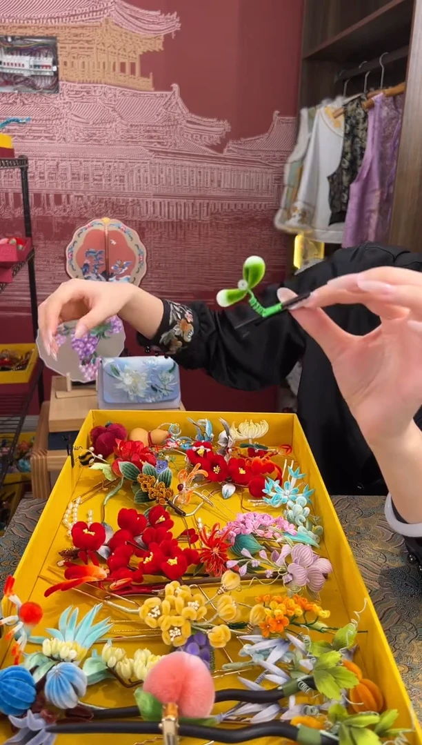 【闪购商品】刺绣非遗绒花（发饰）