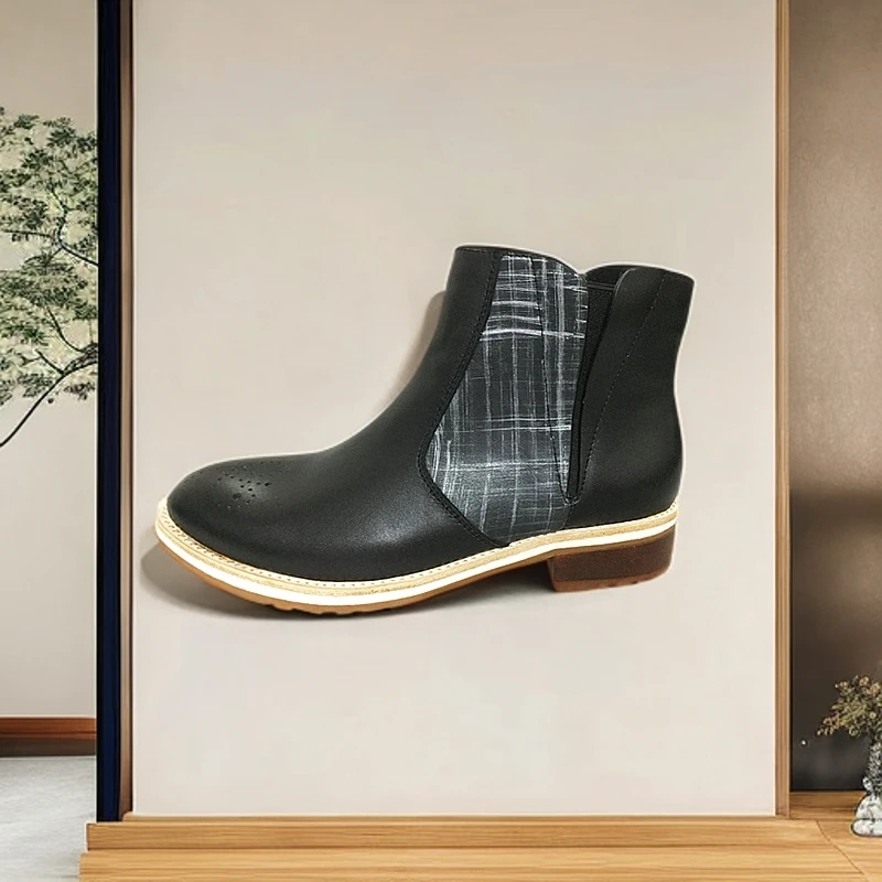 DS65-5女款时尚百搭手工真皮马丁靴