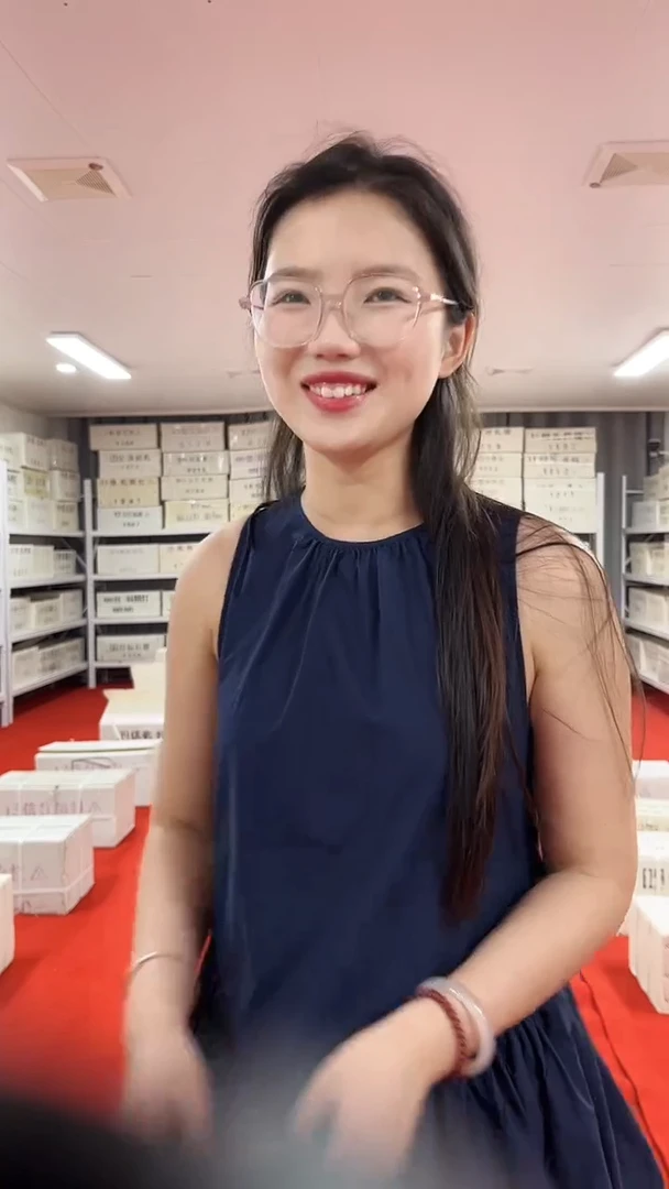 8002一百张连号带盒74936666