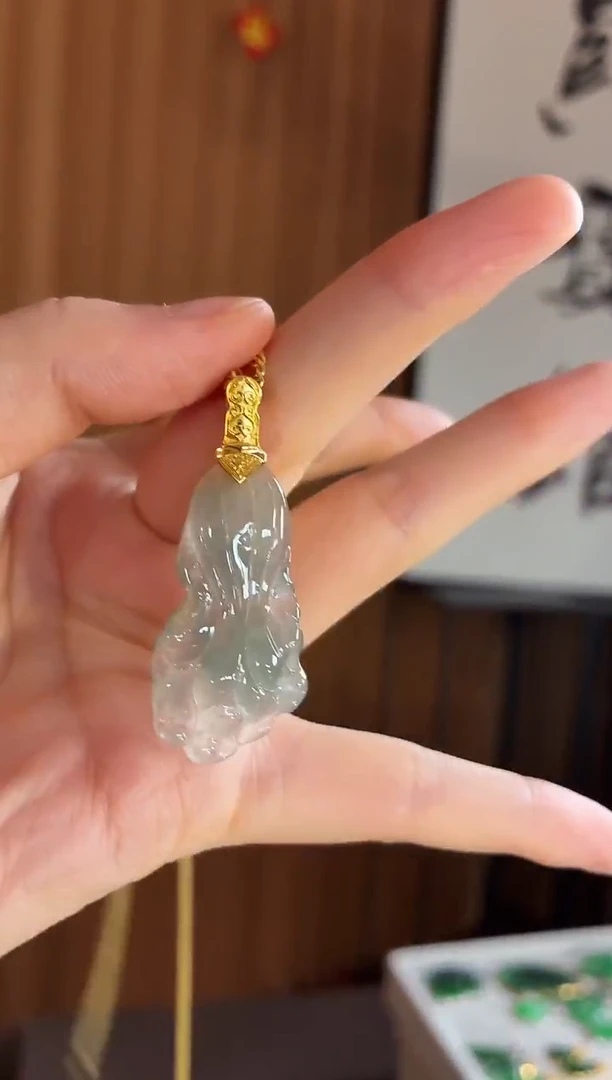 吊坠(不含链)18K金镶嵌翡翠吊坠