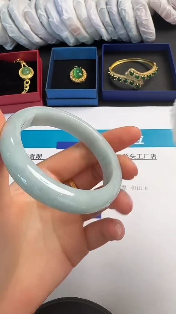 未镶嵌手镯翡翠015