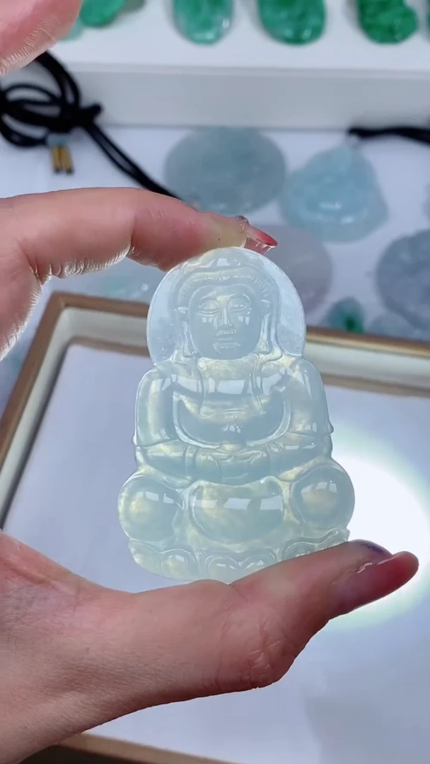 翡翠未镶嵌颈饰吊坠