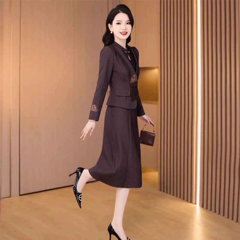 小香风连衣裙女春秋大方得体穿搭40到50减龄两件套装高级感十三行