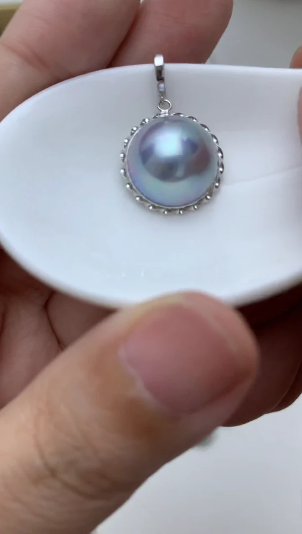 18K金镶嵌颈饰拼合珍珠（马贝珠）q13