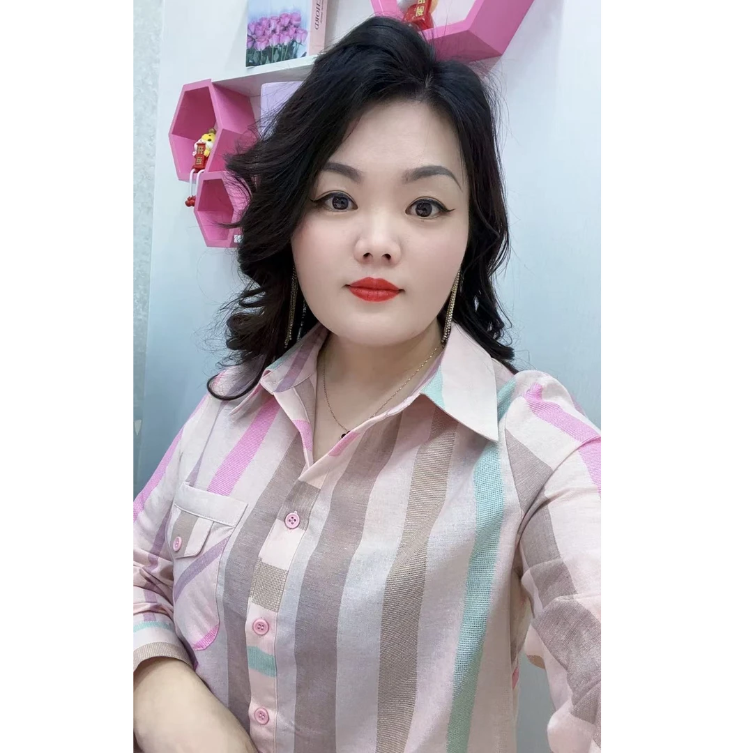条纹衬衣气质时尚百搭