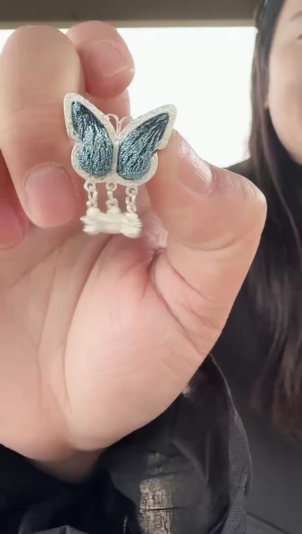 织绣手工苗绣刺绣饰品21