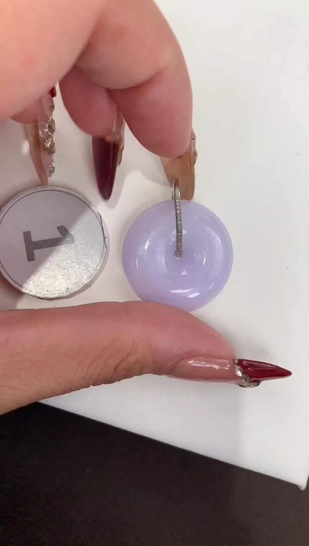 颈饰18K金镶嵌翡翠天然缅甸a货翡翠