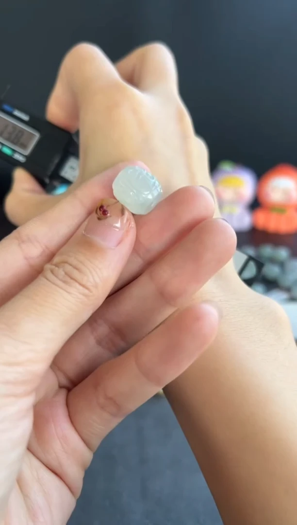 颈饰未镶嵌翡翠113买断