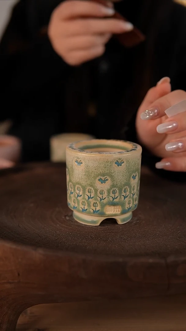 【闪购商品】红陶1-18-068默认有瑕口4.5