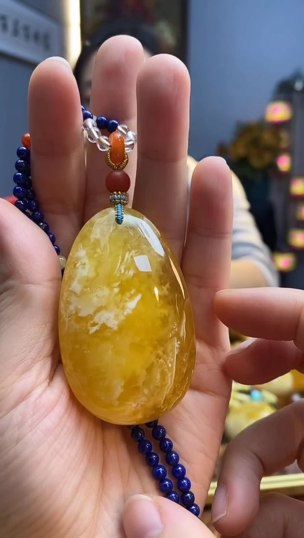 琥珀颈饰未镶嵌项链