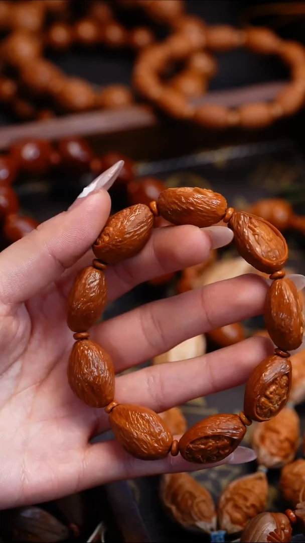 【闪购商品】橄榄核吊坠苏工橄榄核