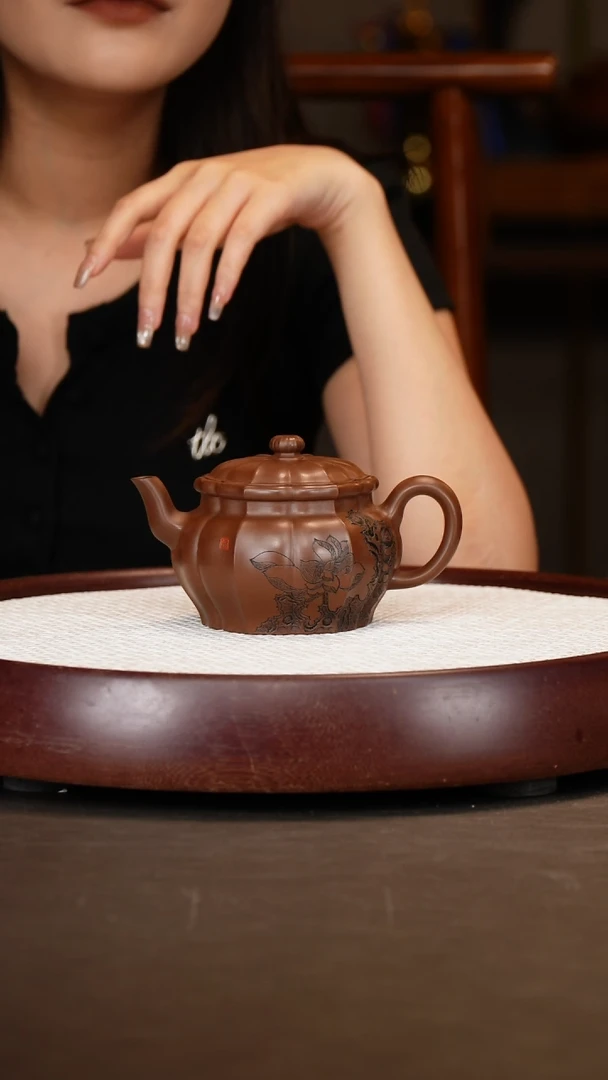 紫砂紫砂【桑黎兵】玉炉生香+枯荷画280c