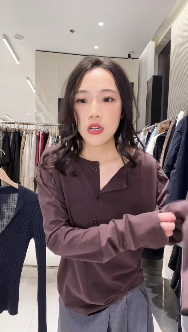 YOEYYOU简约合体长袖上衣S最后一件