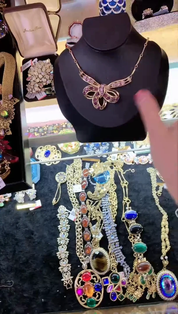 【闪购商品】瓷片楚楚中古珠宝甄选不退换